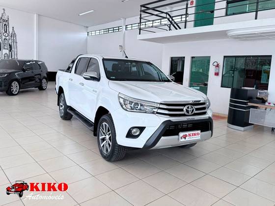 TOYOTA HILUX 2.8 SRX 4X4 CD 16V DIESEL 4P AUTOMÁTICO TOYOTA HILUX 2.8 SRX 4X4 CD 16V DIESEL 4P AUTOMÁTICO